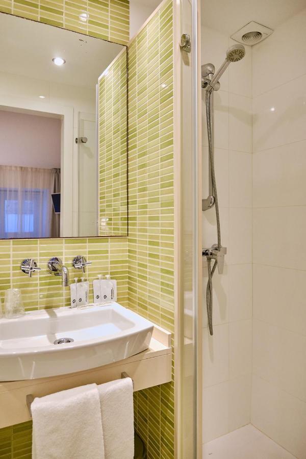 Hostal Suso Santiago de Compostela Bagian luar foto