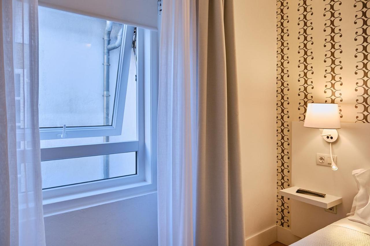 Hostal Suso Santiago de Compostela Bagian luar foto
